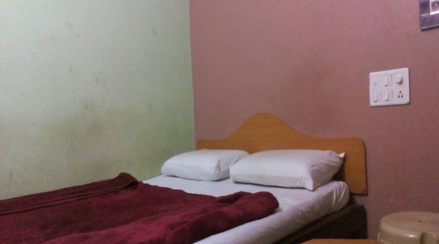 Bhagyalakshmi Deluxe Lodge, Mysore 4